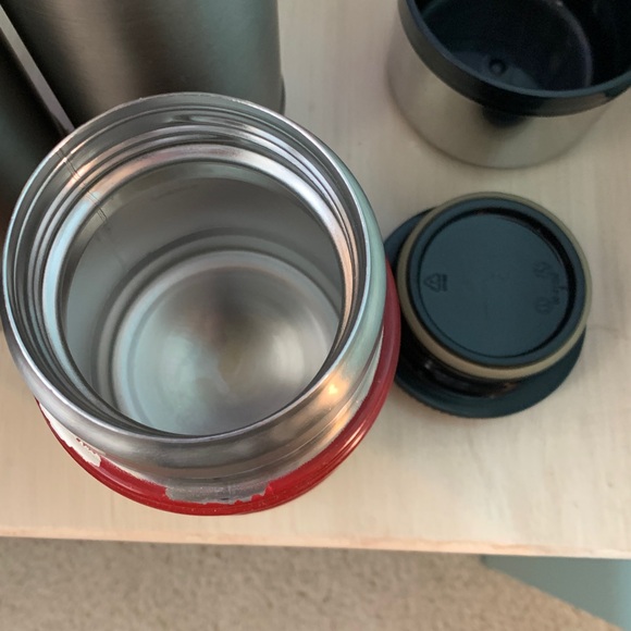 Stanley - Picture 2 of 5